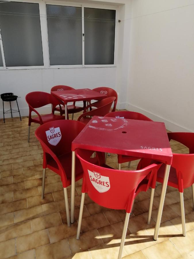 Apartamentos Lazarino1 Nazare Ruang foto